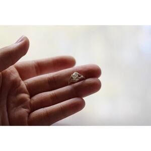 Lake County diamond engagement rings, raw crystal size 6